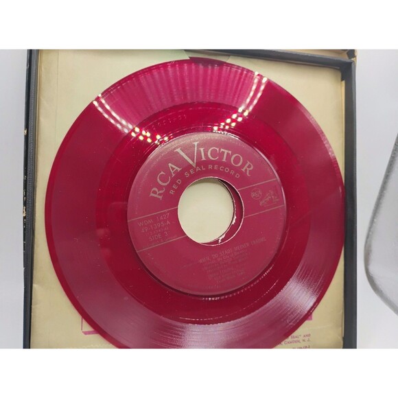 2) Helen Traubel Old Vienna & Sings Wagner (45 RPM) RCA Victor Records Red Seal - Picture 3 of 16